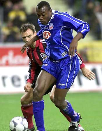 支球队的战 支球队的战